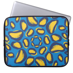 Colourful leopard print, seamless texture. laptop sleeve