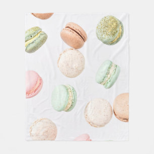 Colourful Macarons: Sweet Falling Pattern. Fleece Blanket