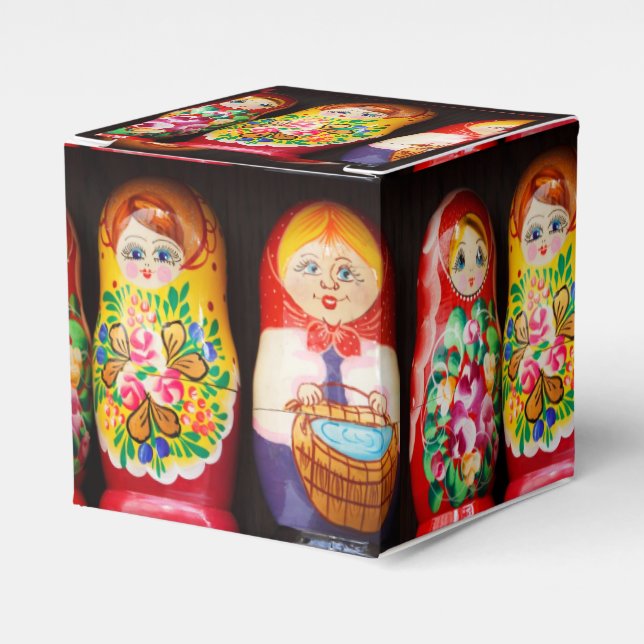 Colourful Matryoshka Dolls Favour Box (Front Side)