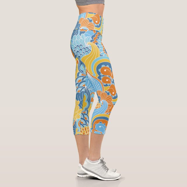 Colourful Modern Abstract Floral Girly Chic Patter Capri Leggings (Right)