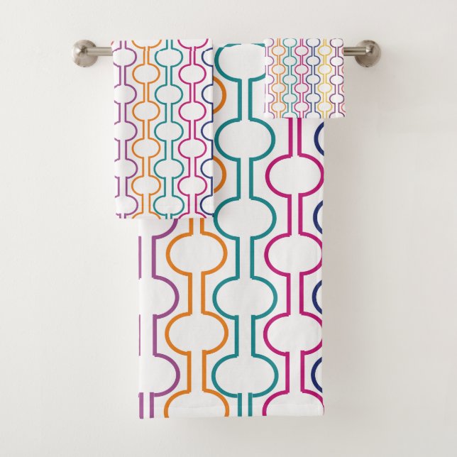 Colourful Open Circles Bath Towel Set (Insitu)