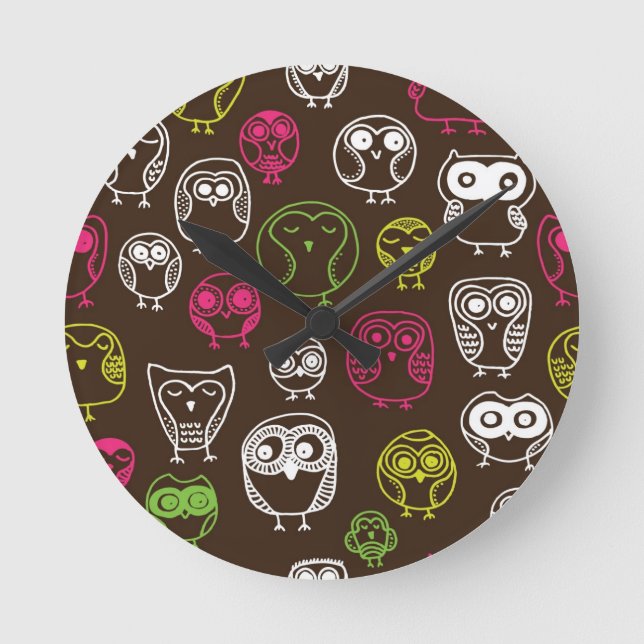 Colourful owl doodle background pattern round clock (Front)