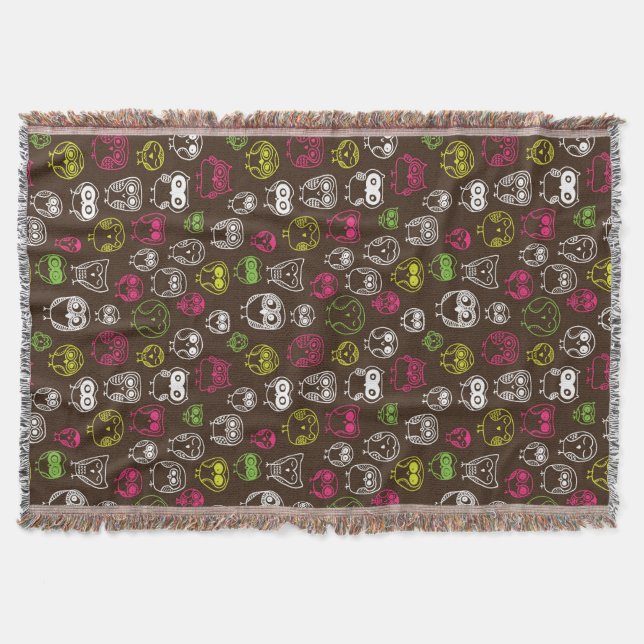 Colourful owl doodle background pattern throw blanket (Front)