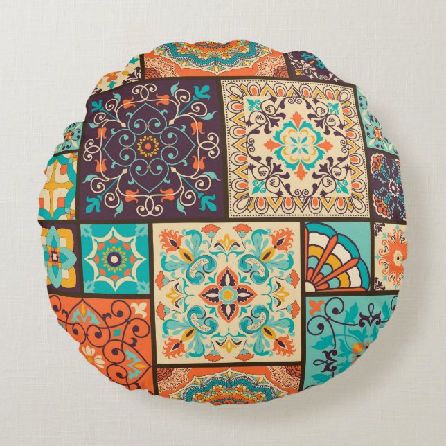 Colourful patchwork tile: Islamic motifs. Round Cushion (Front)