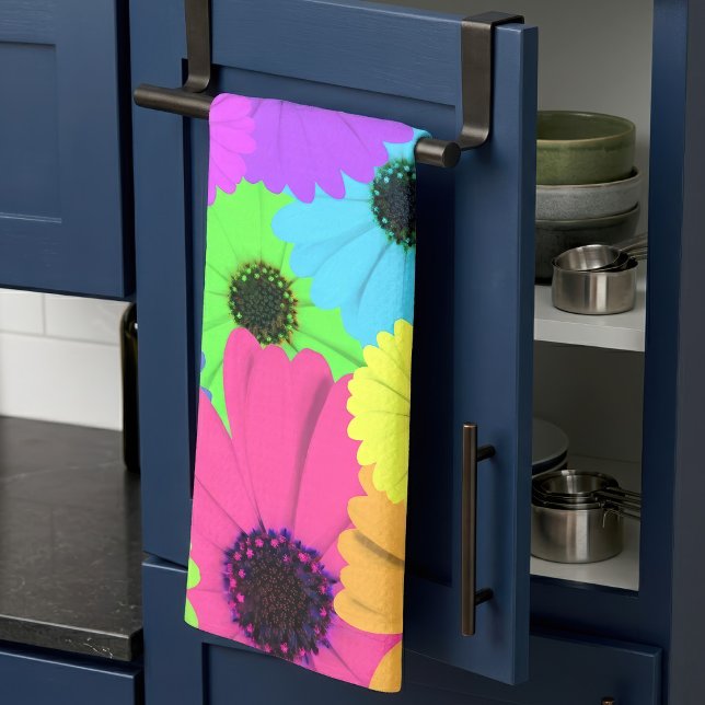 Colourful Psychedelic Daisy Floral Pattern Tea Towel (Colorful Psychedelic Daisy Floral Pattern. Kitchen Towel)