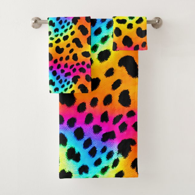 Colourful Rainbow Cheetah Seamless Pattern Bath Towel Set (Insitu)
