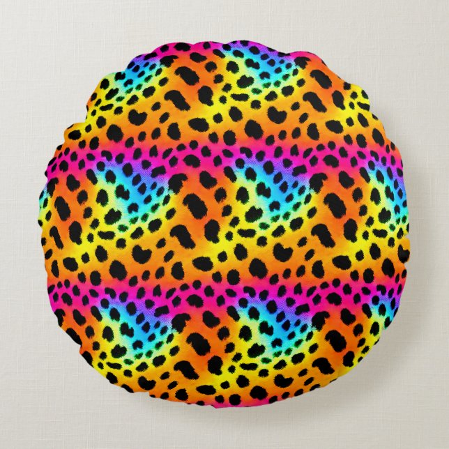 Colourful Rainbow Cheetah Seamless Pattern  Round Cushion (Front)