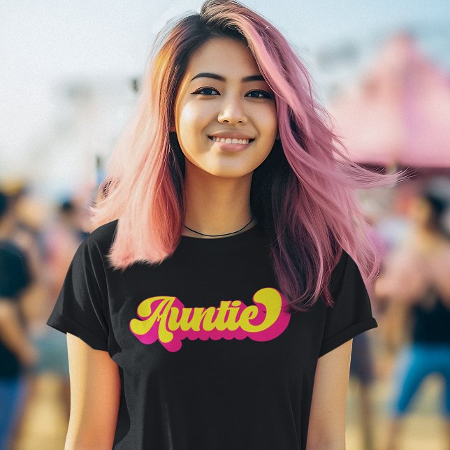 Colourful Retro Auntie  T-Shirt (Cute and colorful retro style t-shirt for the best aunt ever.)