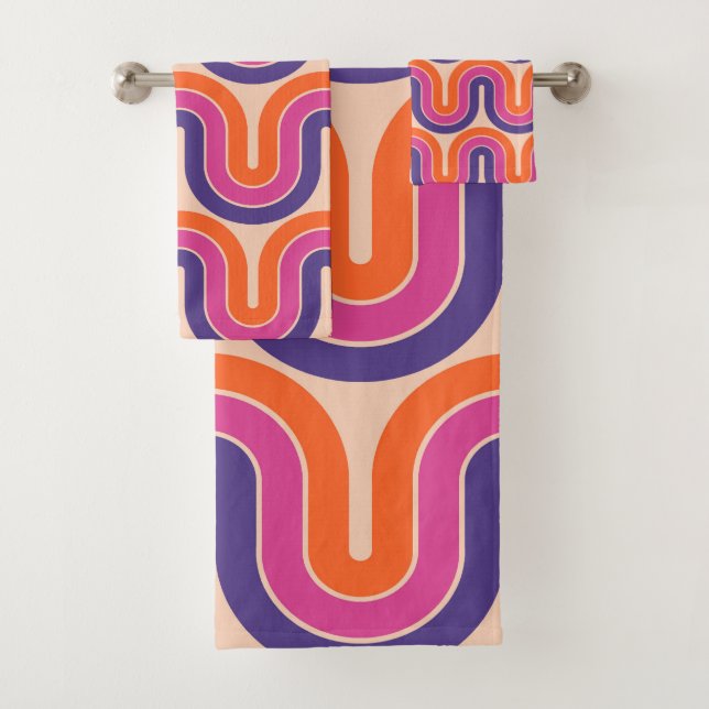 Colourful Retro Geometric Wave Design Bath Towel Set (Insitu)