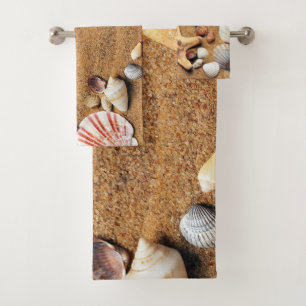 Colourful seashells on the sand bath towel set