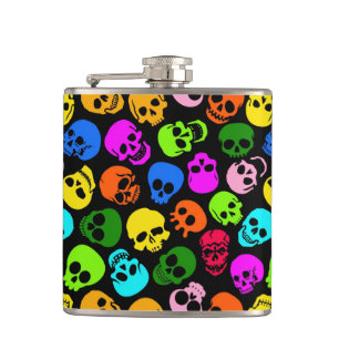 Colourful Skulls pattern in black Hip Flask