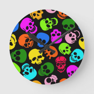 Colourful Skulls pattern in black Round Clock