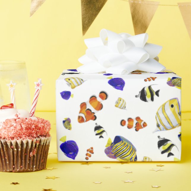 Colourful tropical fish wrapping paper (Birthday Party)
