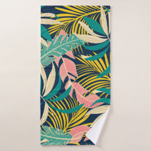 Colourful tropical leaves: summer pattern. bath towel