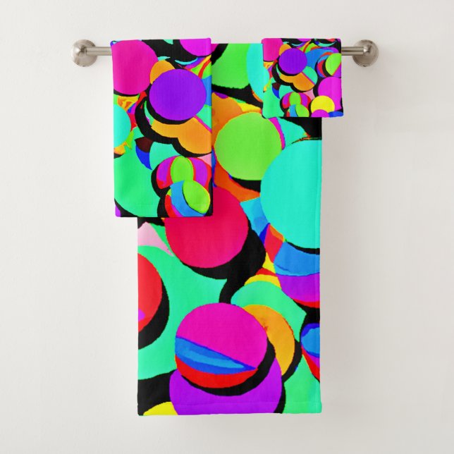 Colourful Vibrant Retro Revival Pattern Bath Towel Set (Insitu)