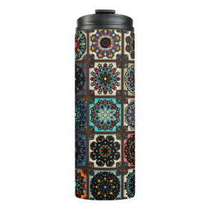 Colourful vintage seamless pattern with floral and thermal tumbler