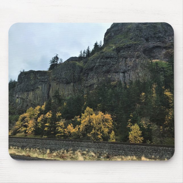 Columbia River Gorge, Oregon Mouse Pad (Front)