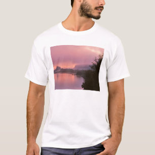 Columbia River Gorge, Sunrise, OR T-Shirt