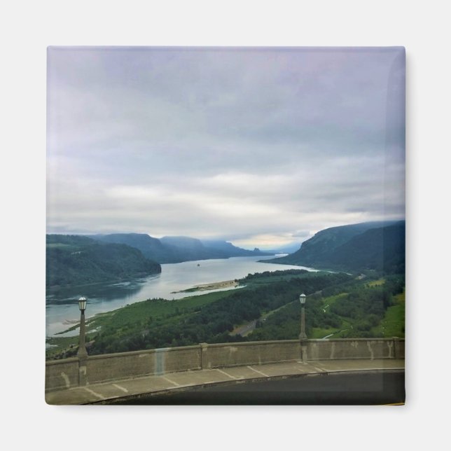 Columbia River, Oregon Magnet (Front)