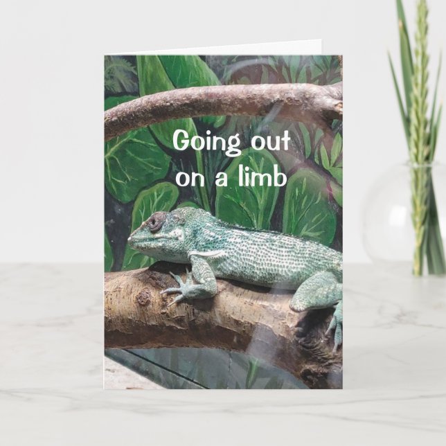 COMICAL LIZARD SAYS "YOU ARE 30" BIRTHDAY CARD (Front)