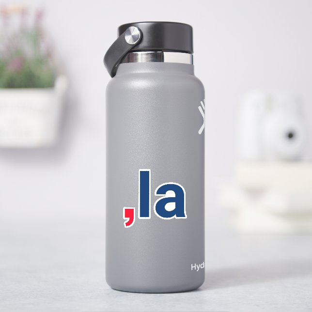 Comma La kamala funny pronunciation red blue (HydroFlask)