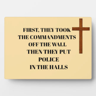 COMMANDMENTS REMOVED FROM SCHOOL PLAQUE