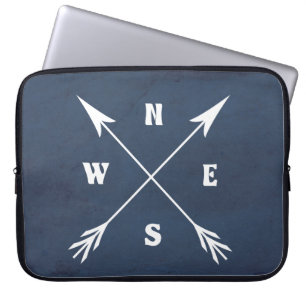Compass arrows laptop sleeve