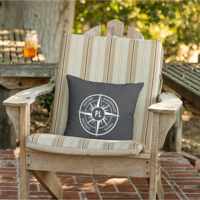 Compass star emblem monogram black and white cushion (Chair)