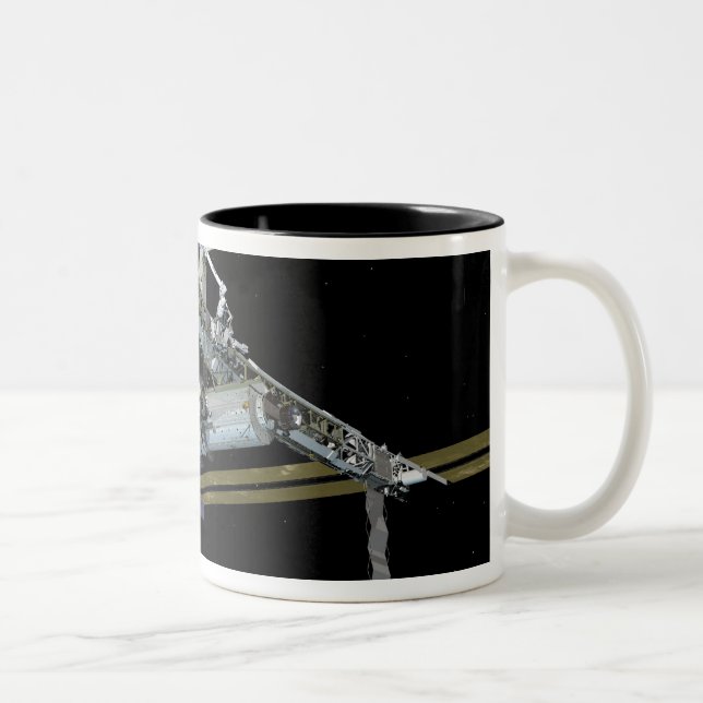 Computer generated view 19 Two-Tone coffee mug (Right)