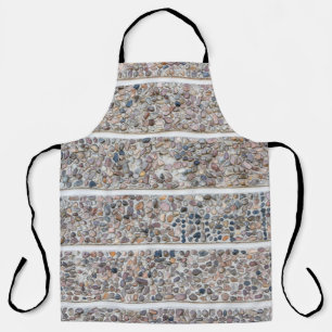 Concrete pebbles wall apron