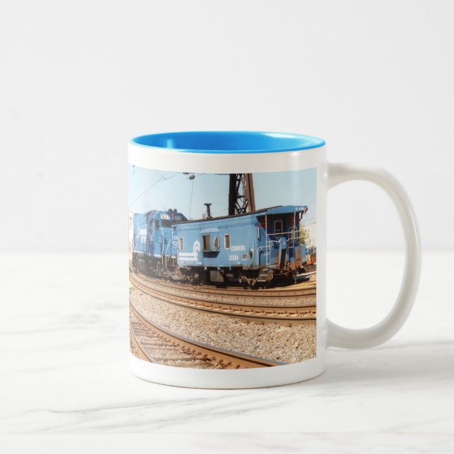 Conrail Diesel #1633 GP-15-1 Two-Tone Coffee Mug (Right)