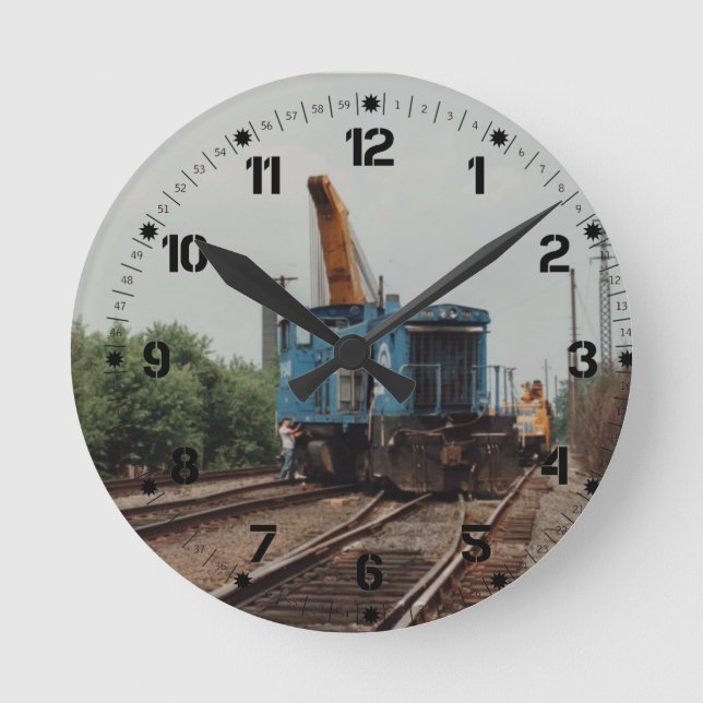  Conrail had a bad day   Round Clock (Front)