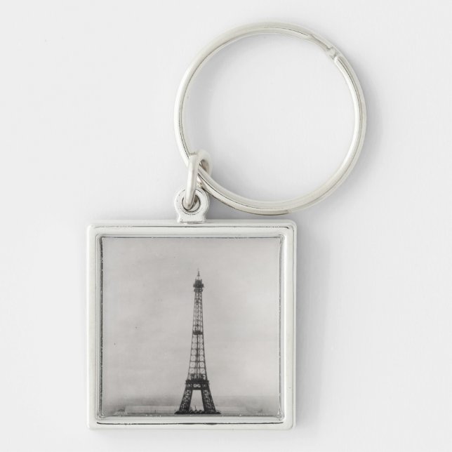 Construction of the Eiffel Tower Key Ring (Front)