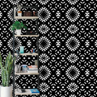 Contemporary Black and White Geometric Pattern