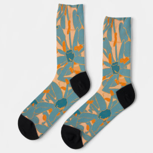 Contemporary Leaf Design in Peach Socks