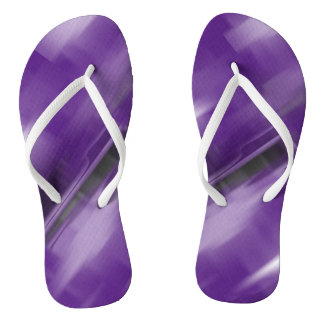 Contrasting Violet Vanishing Shapes Thongs
