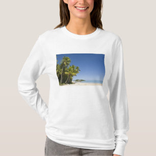 Cook Islands, Aitutaki. Polynesian canoe tour to T-Shirt