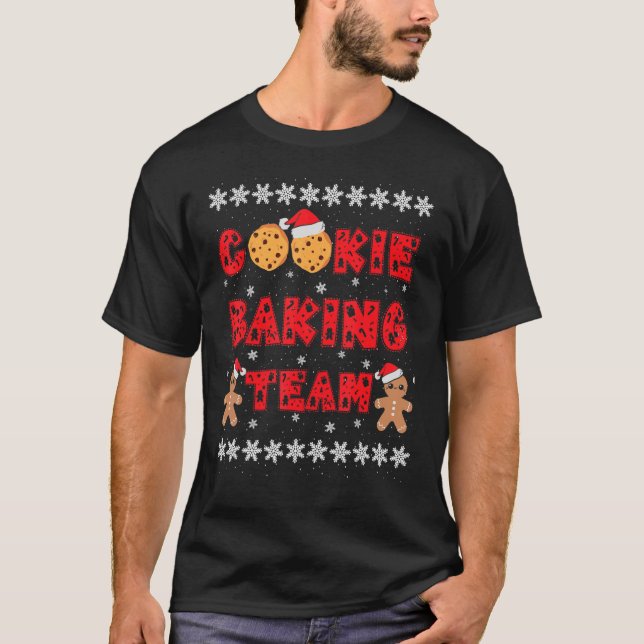 Cookie Baking Team Gingerbread Men with Xmas Hats  T-Shirt (Front)