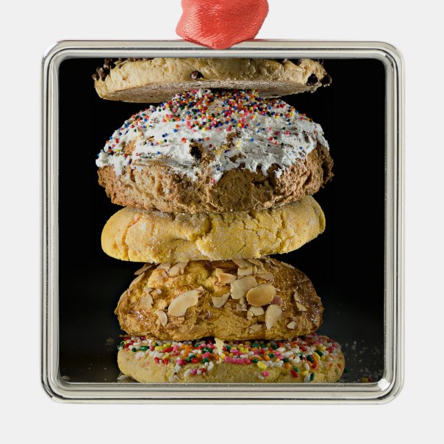 Cookies in a stack metal tree decoration (Front)