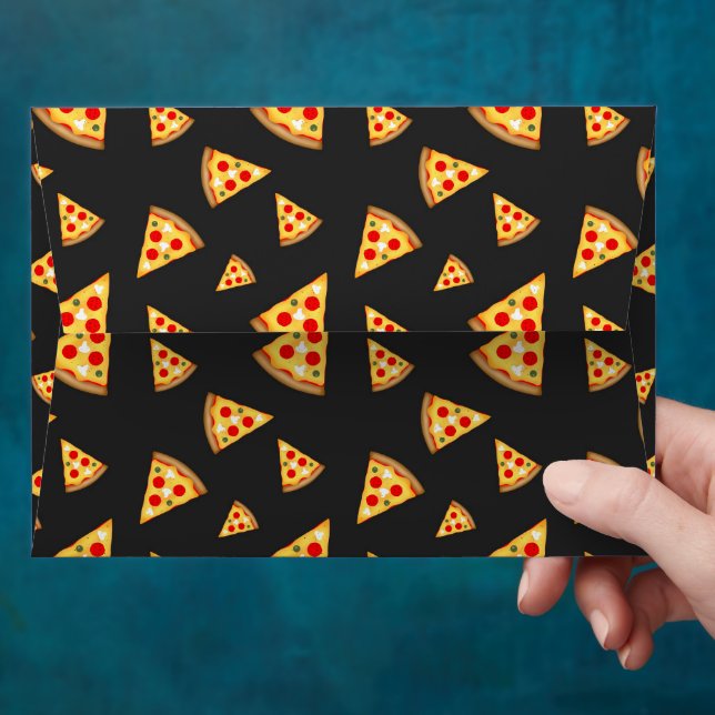 Cool and fun pizza slices pattern envelope (Hand)