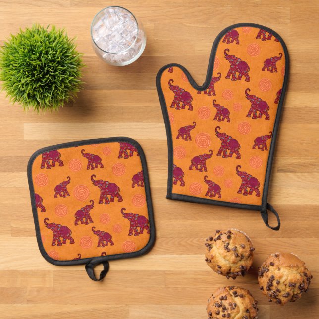 Cool Animal Pattern - Elephant 1 Oven Mitt & Pot Holder Set (Top Down)