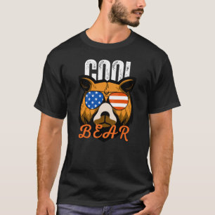 ​Cool Bear American Flag Sunglasses Streetwear Gra T-Shirt
