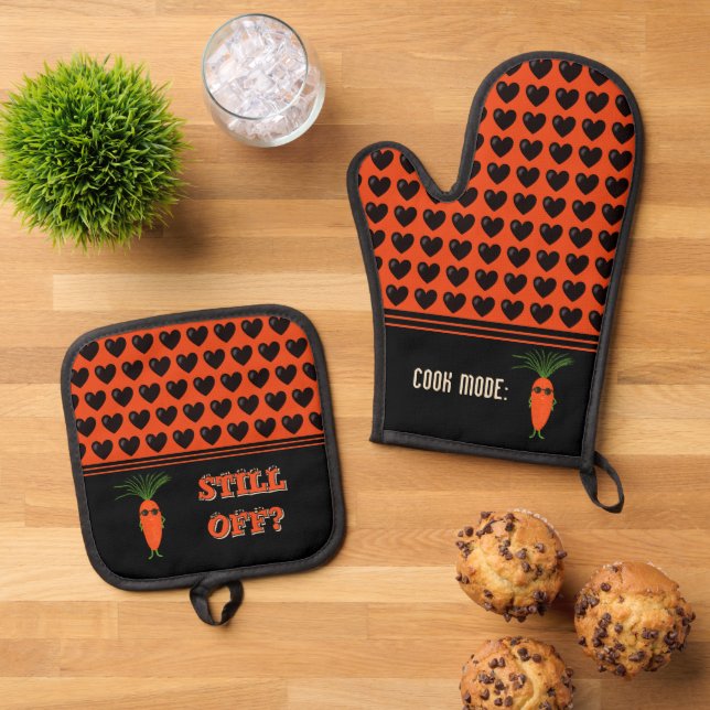 Cool Carrot Collection Oven Mitt & Pot Holder Set (Top Down)