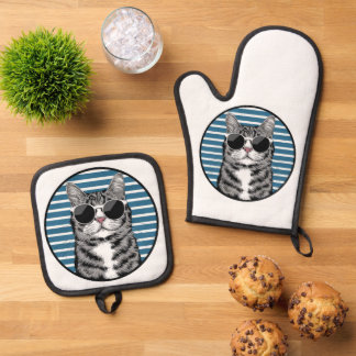 cool cat wearing sunglasses oven mitt & pot holder set
