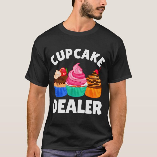 Cool Cupcake Costume For Men Women Baking Cupcake  T-Shirt (Front)