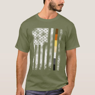 Cool Distressed Bear Pride On White American Flag T-Shirt