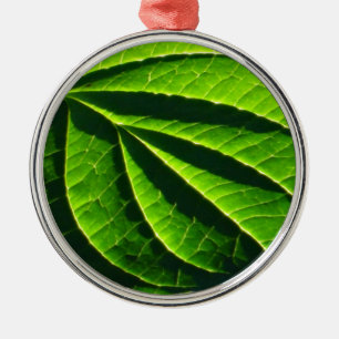 Cool green leaf metal ornament