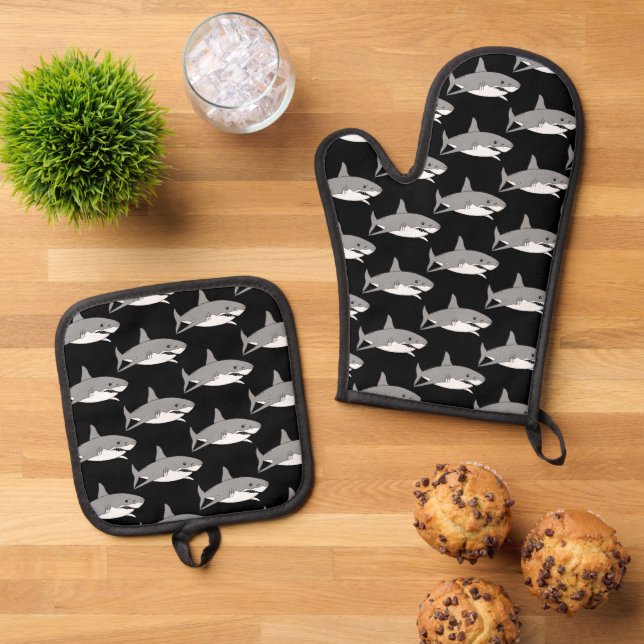 cool grey shark oven mitt & pot holder set (Top Down)