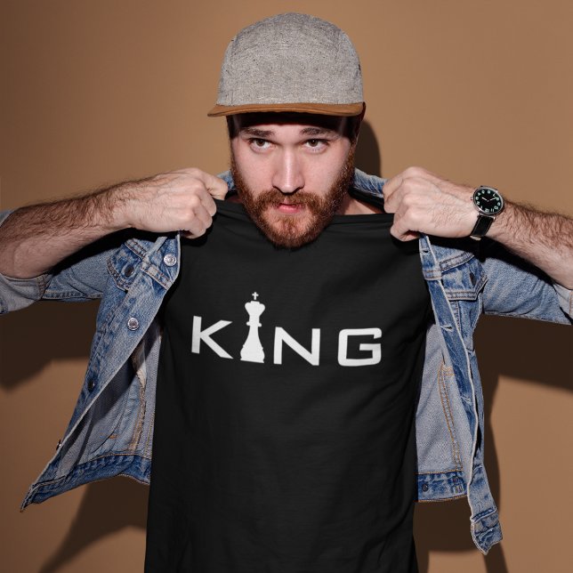 Cool King Typography Chess Player T-Shirt (Creator Uploaded)