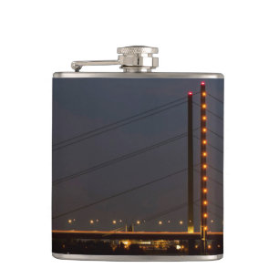 Cool, modern and urban Rheinkniebrucke Hip Flask
